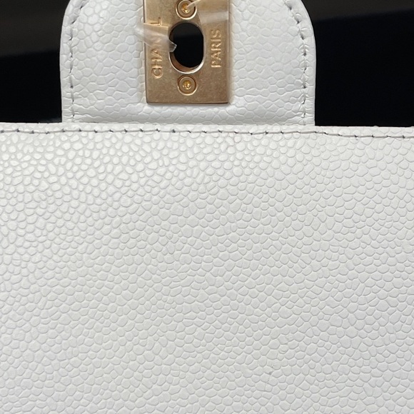 Chanel mini flap bag 💕 - Picture 13 of 16